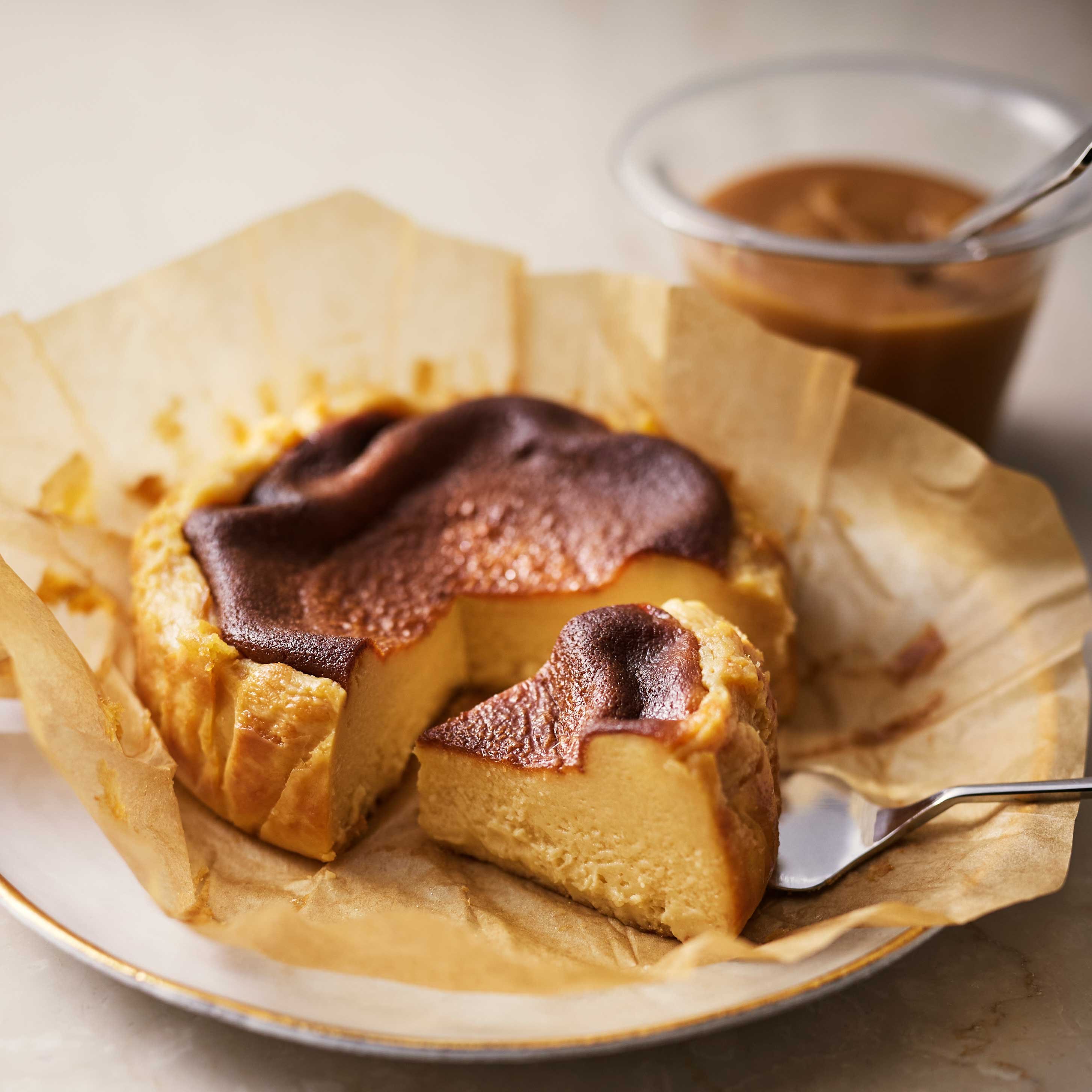 クリームリッチチーズケーキ（ダブルキャラメル）