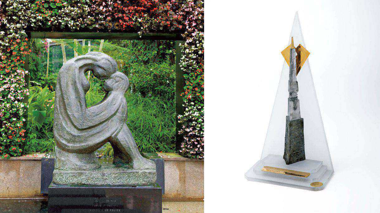左）テルニ市から神戸市へ贈られた「愛の像」（アウレリオ・デ・フェリーチェ作/神戸布引ハーブ園） 右）テルニ市よりモロゾフへ贈られたトロフィー（アルナルド・ボモドーロ作)