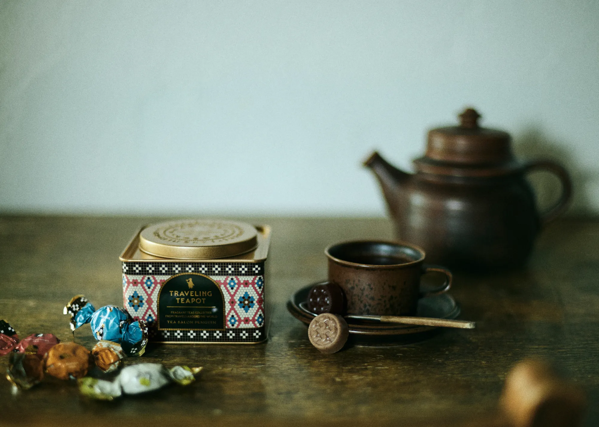 モロゾフ　喫茶ペンギンチョコレート　紅茶　ぺんぎん　缶　刺繍　4点セット 写真11/16｜モロゾフ「喫茶ペンギン」25年バレンタイン、“旅の記憶